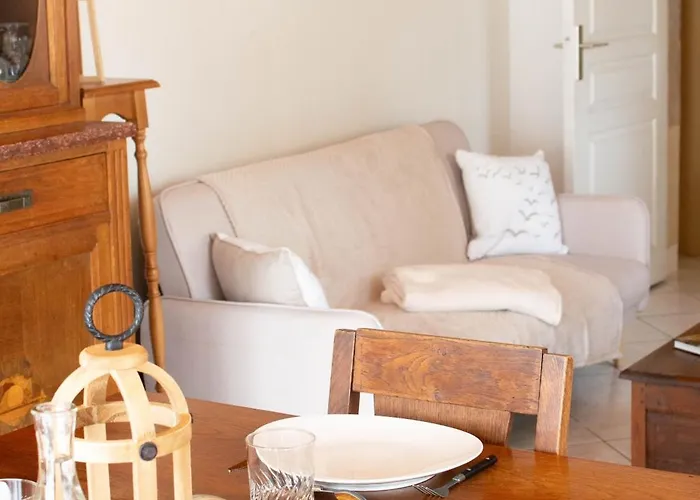 Le 108 à 700m Du Port De Hébergement de vacances *