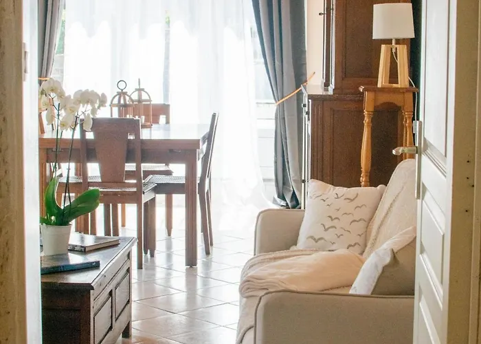 Casa vacanze Le 108 à 700m Du Port De *